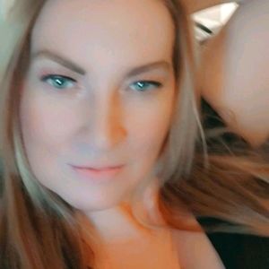 Meet your Posher, Loriann